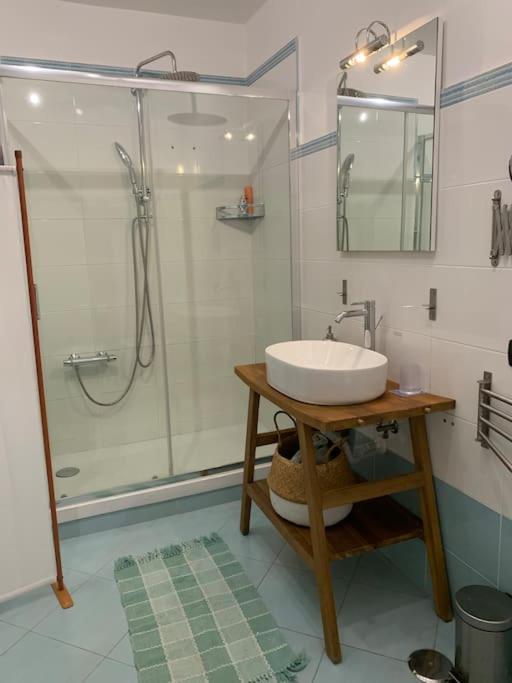 شقة Casa Via Toledo. Centralissima E Vicina Al Porto نابولي المظهر الخارجي الصورة
