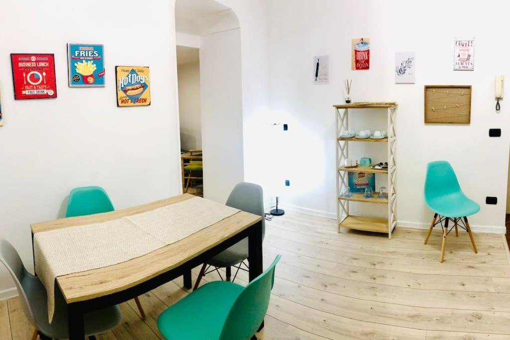 شقة Casa Via Toledo. Centralissima E Vicina Al Porto نابولي المظهر الخارجي الصورة