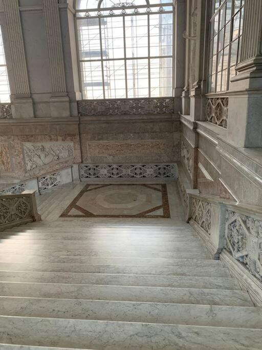 شقة Casa Via Toledo. Centralissima E Vicina Al Porto نابولي المظهر الخارجي الصورة